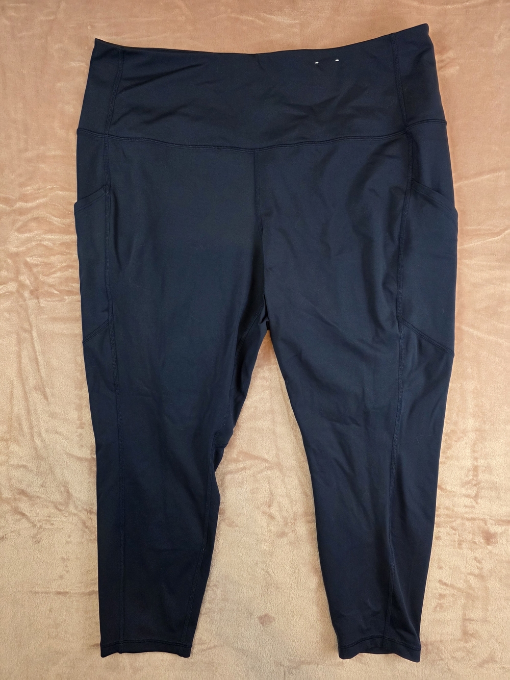 High-Waist Navy Active Capri Leggings